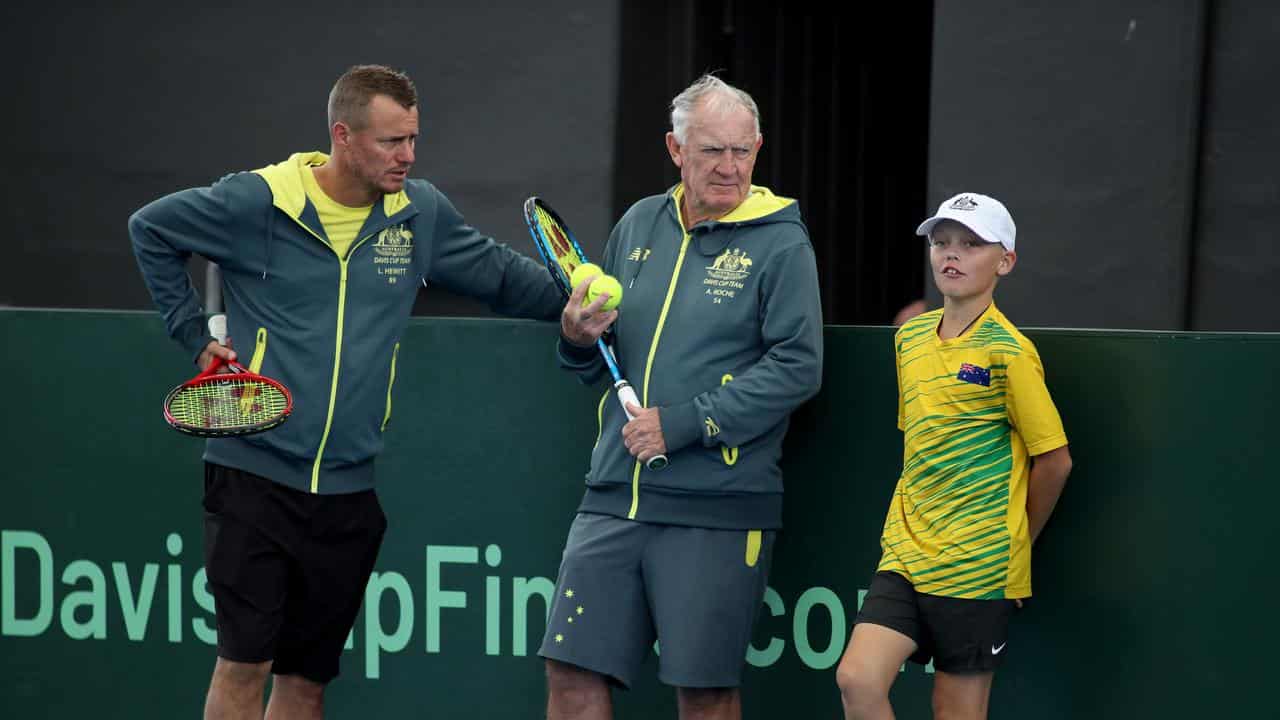 Cruz Hewitt, Lleyton Hewitt, Tony Roche