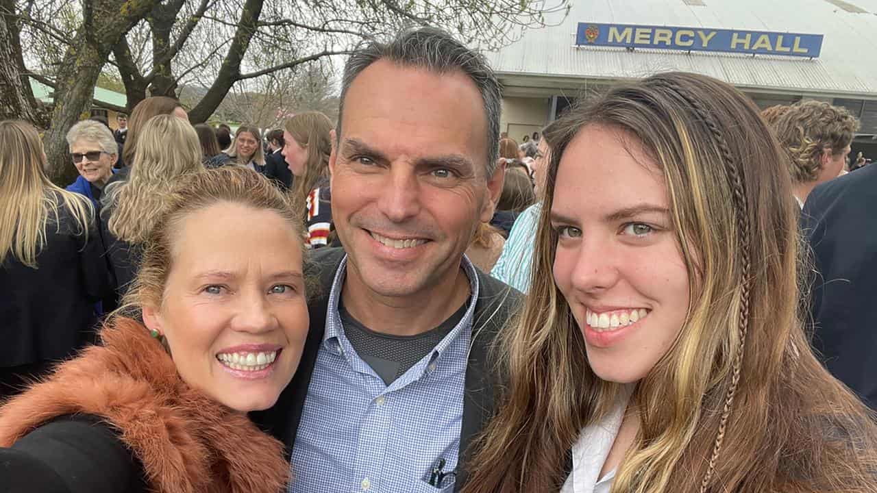 Daniel Duggan, pictured with wife Saffrine and daughter Molly.