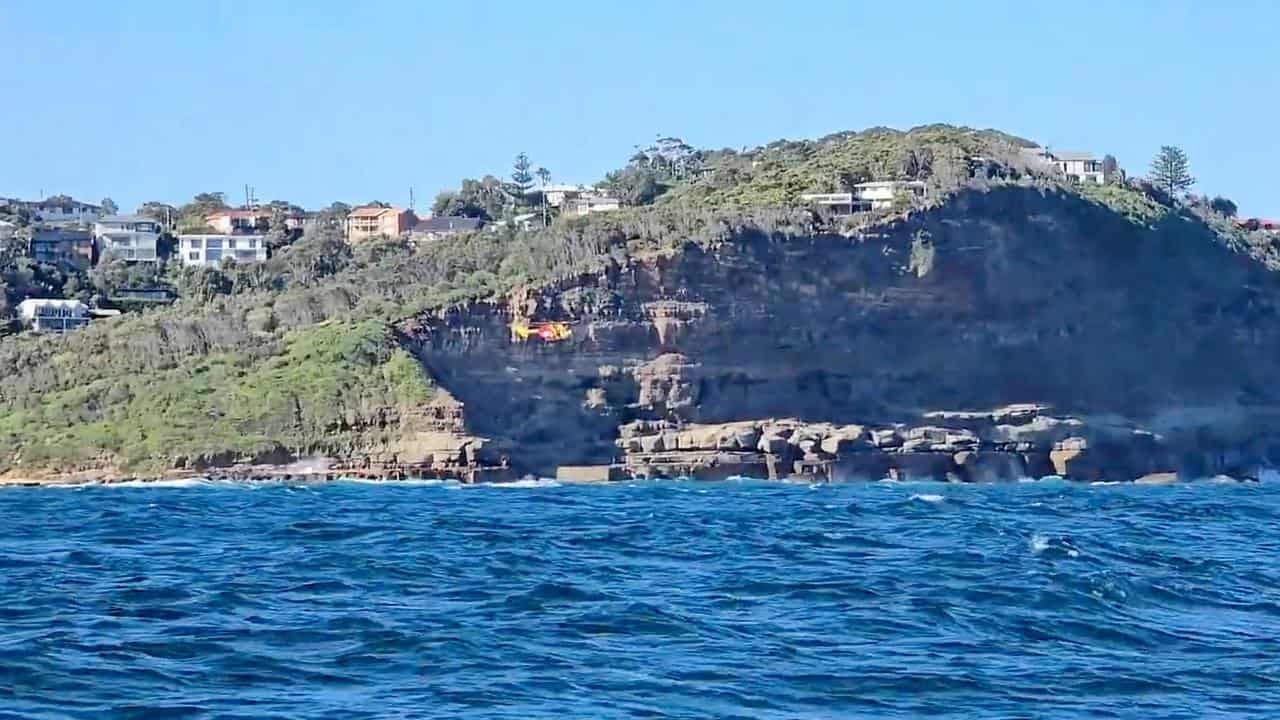 The rock shelf at North Avoca Beach