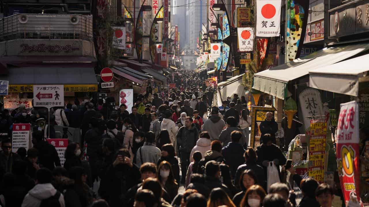 Crowds in Japan