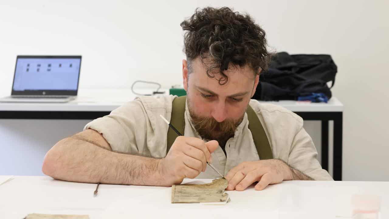 National museum conservator Daniel Bornstein