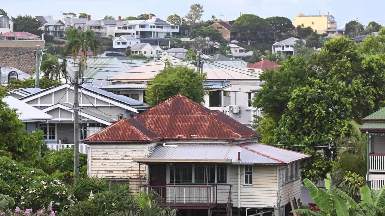 Houses in Milton