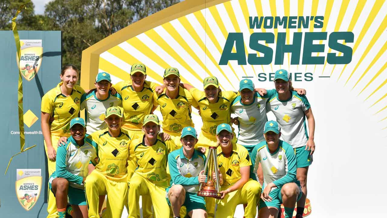 women's ashes 