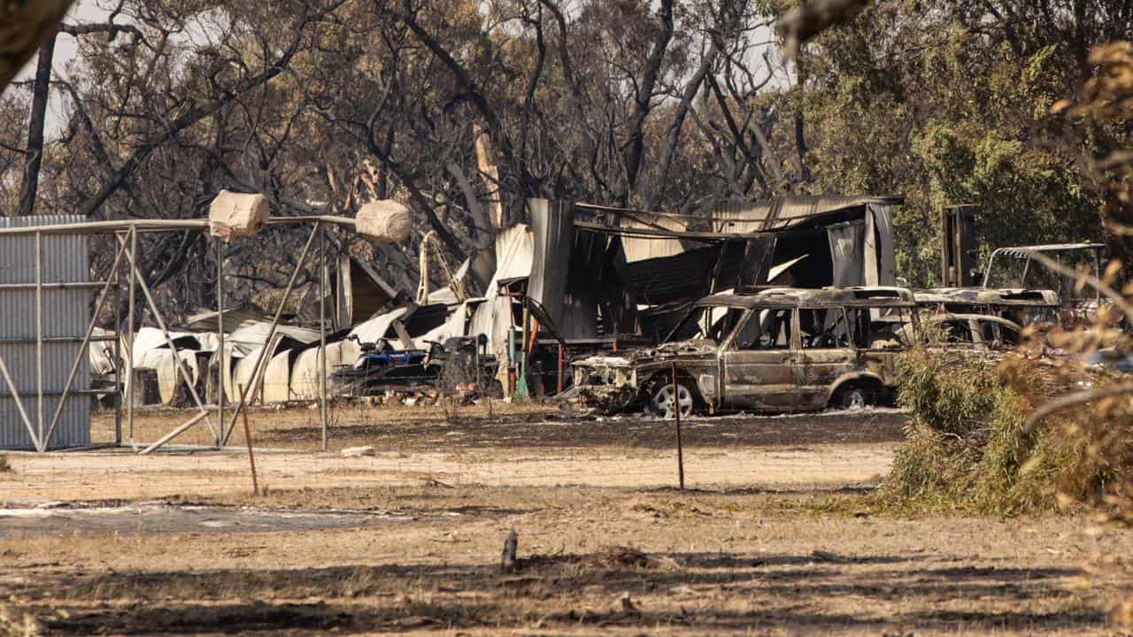 Burnt out house near Dimboola