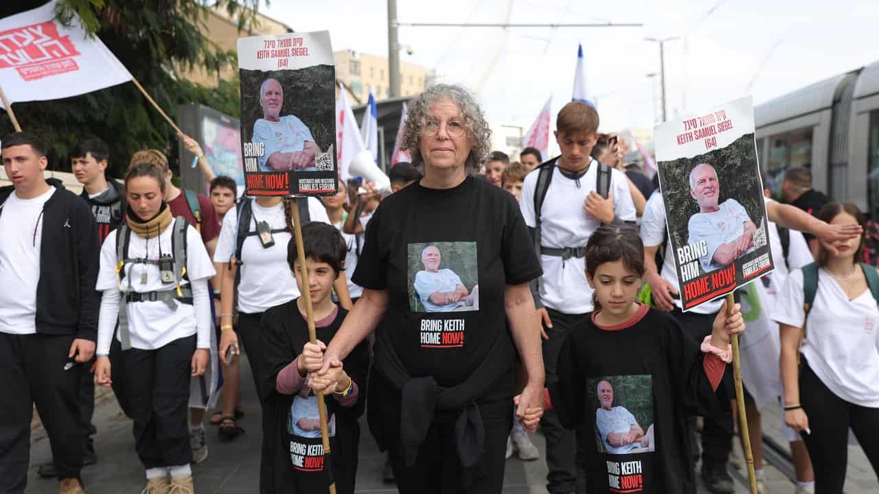 Aviva Siegel