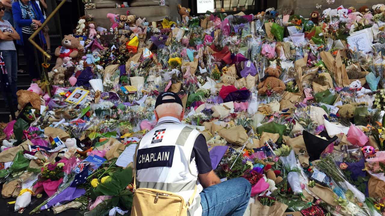 BOURKE STREET MALL FLORAL TRIBUTE CLEAN UP