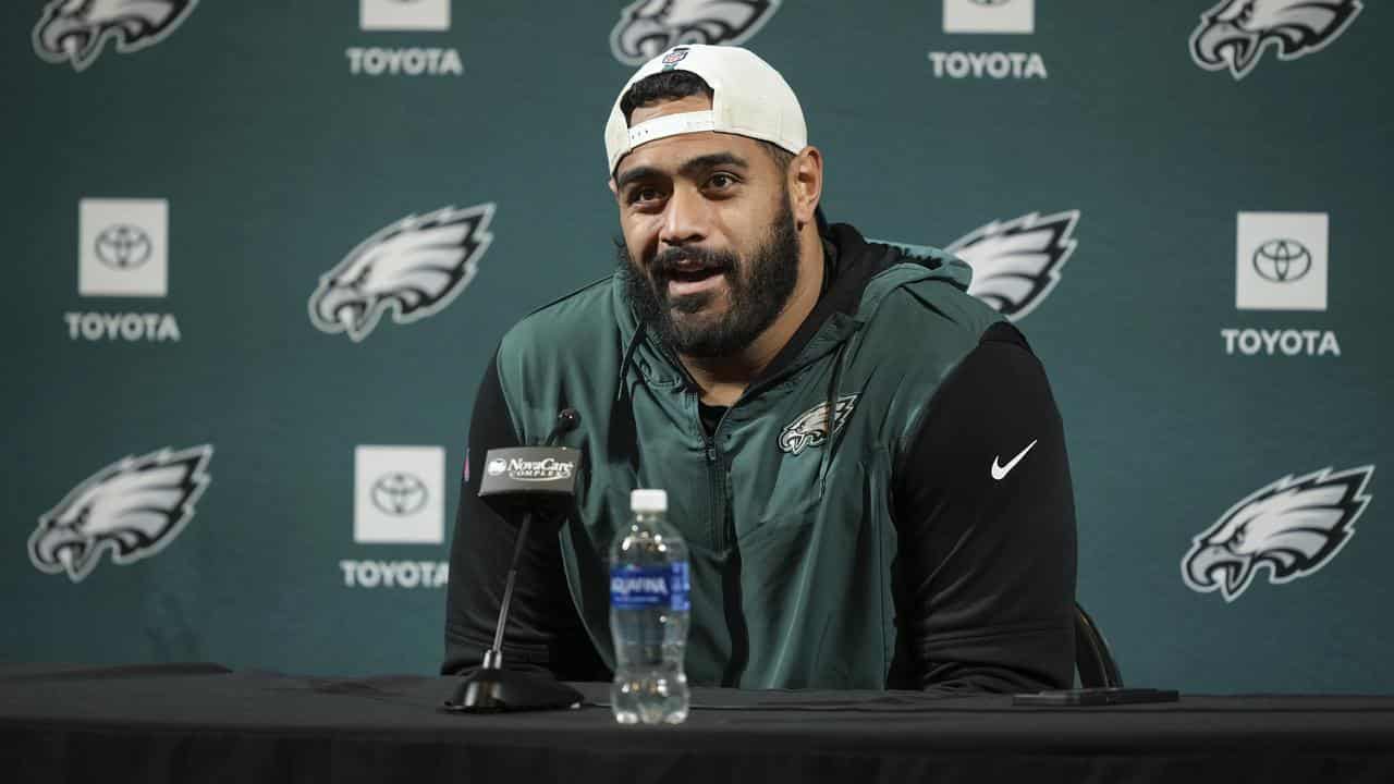 Jordan Mailata.