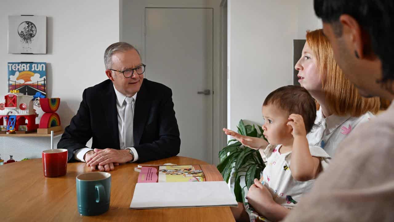 Prime Minister Anthony Albanese meets home owners in their Sydney unit