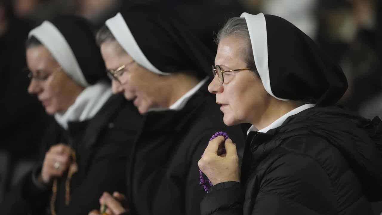 Nuns praying (file image)