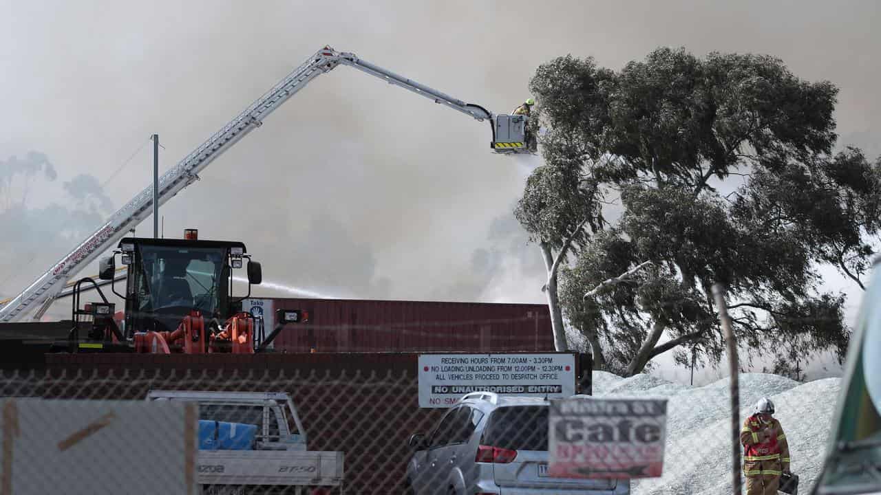 Firefighters at Coolaroo blaze (file)