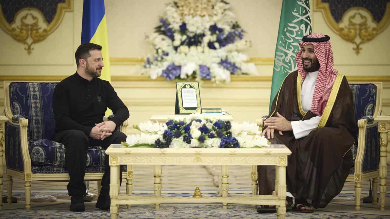 Volodymyr Zelenskiy and Saudi Crown Prince Mohammed bin Salman