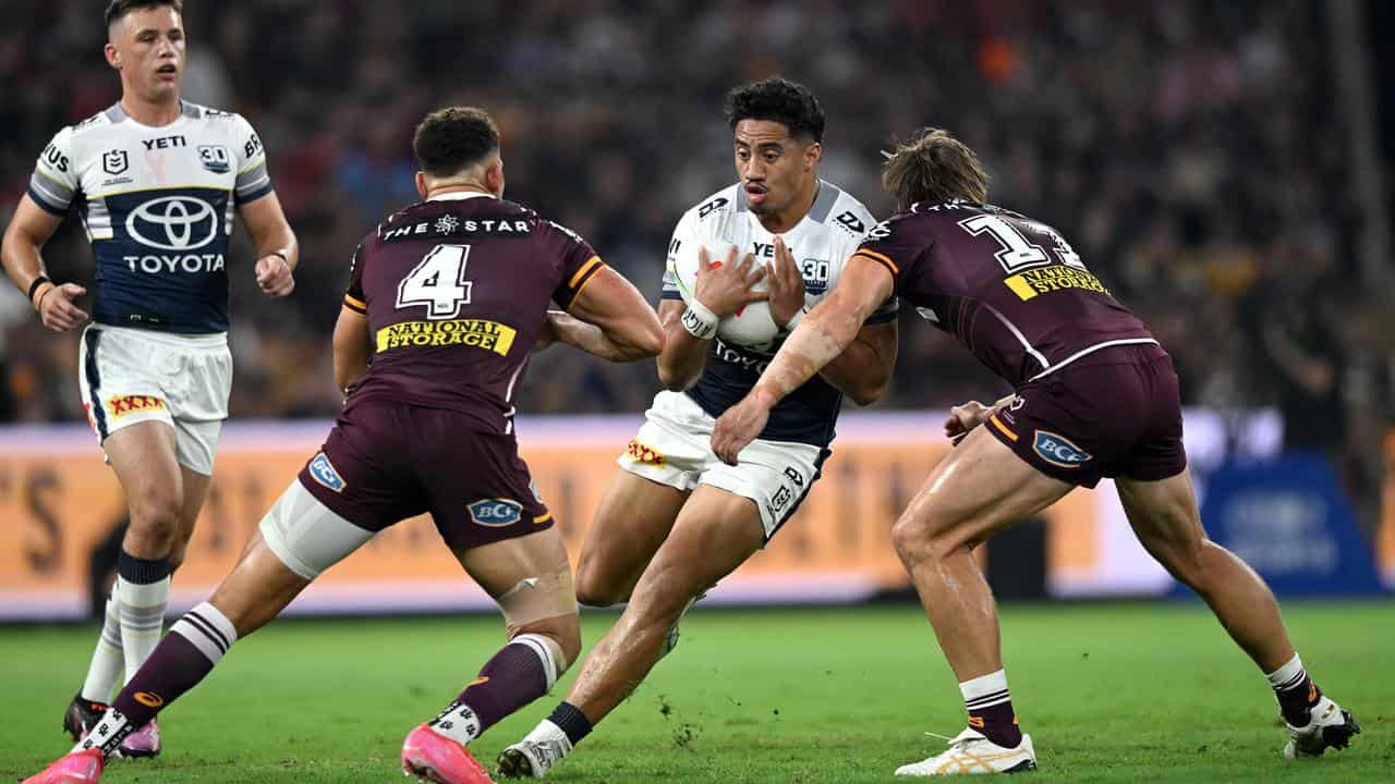 Murray Taulagi.