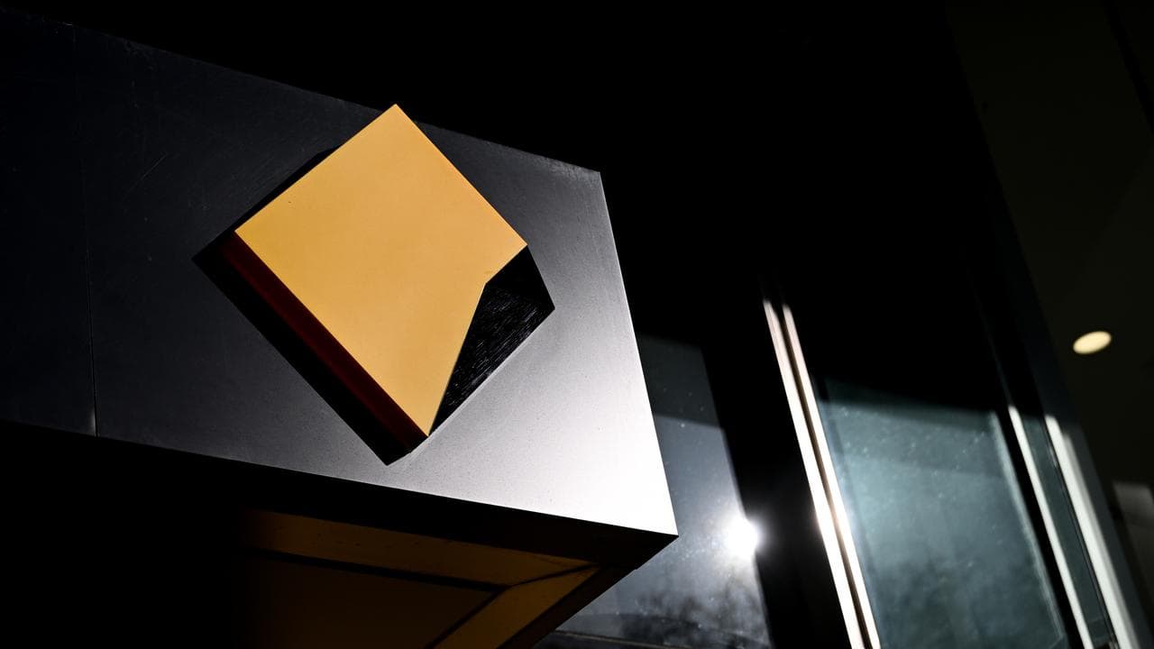 Comm Bank