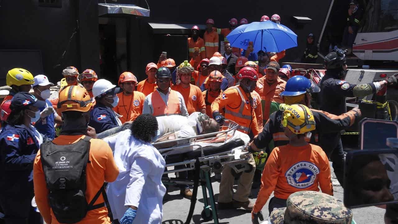 APTOPIX Dominican Republic Roof Collapse