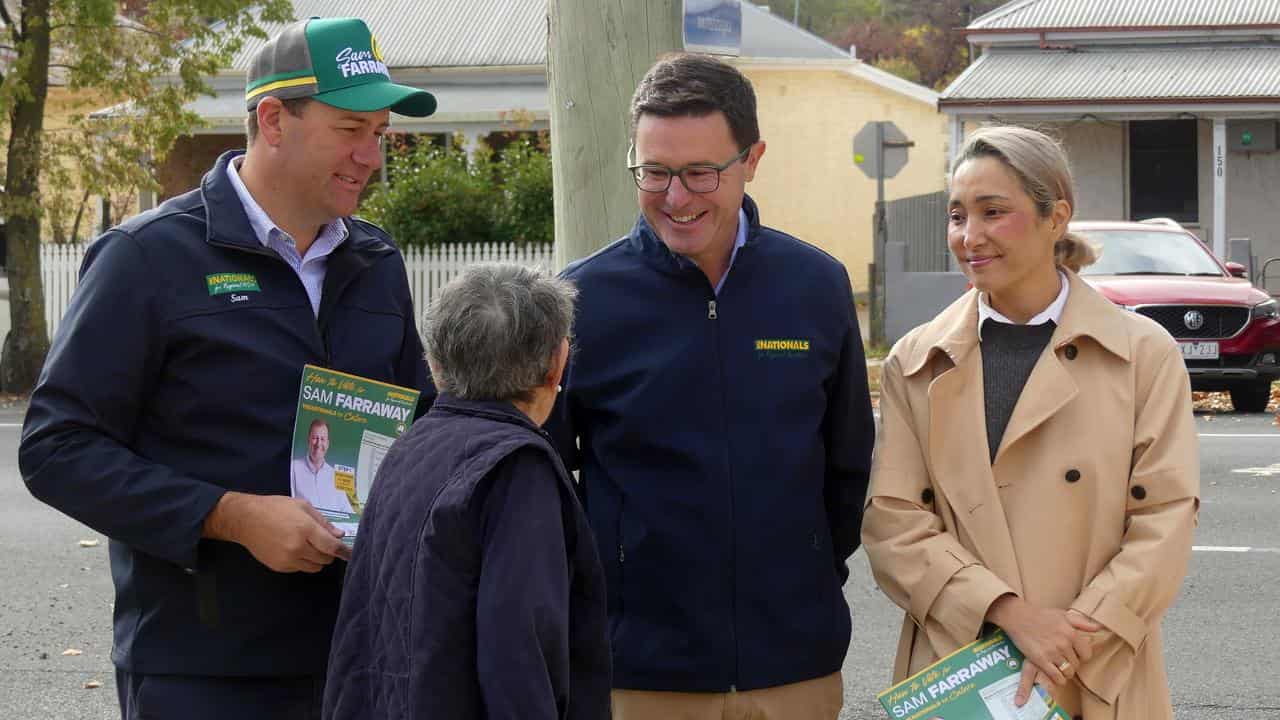 Nationals leader David Littleproud campaigning in Calare