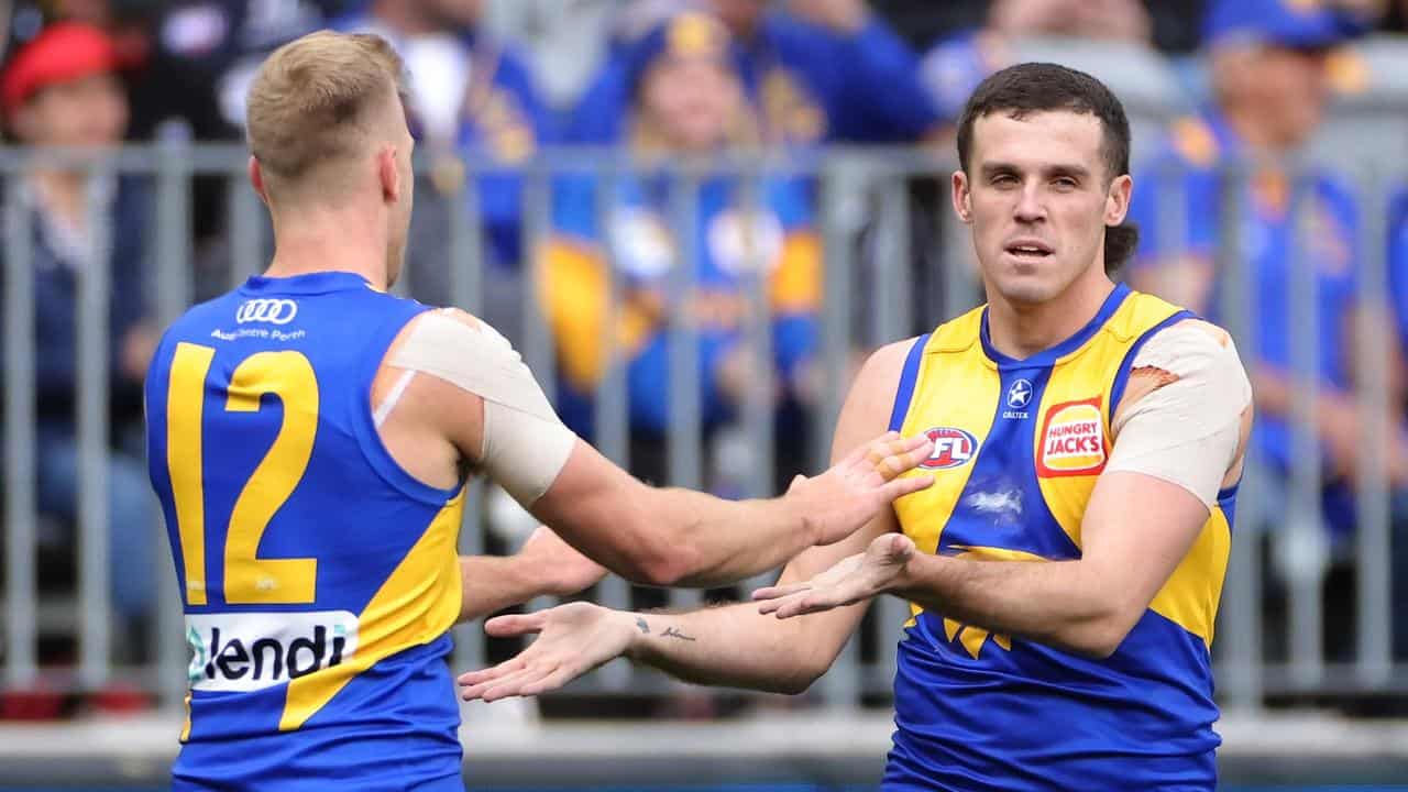 Jake Waterman of the Eagles
