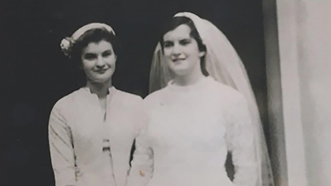 Margaret Moses (right) and her sister Mim