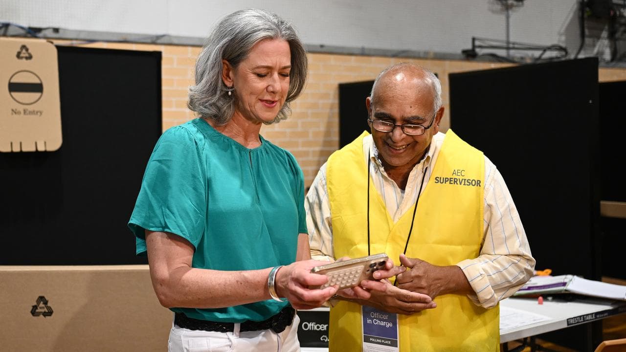 Independent Candidate for Bradfield Nicolette Boele votes