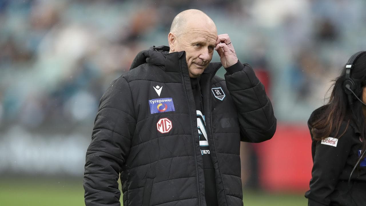 Coach Ken Hinkley