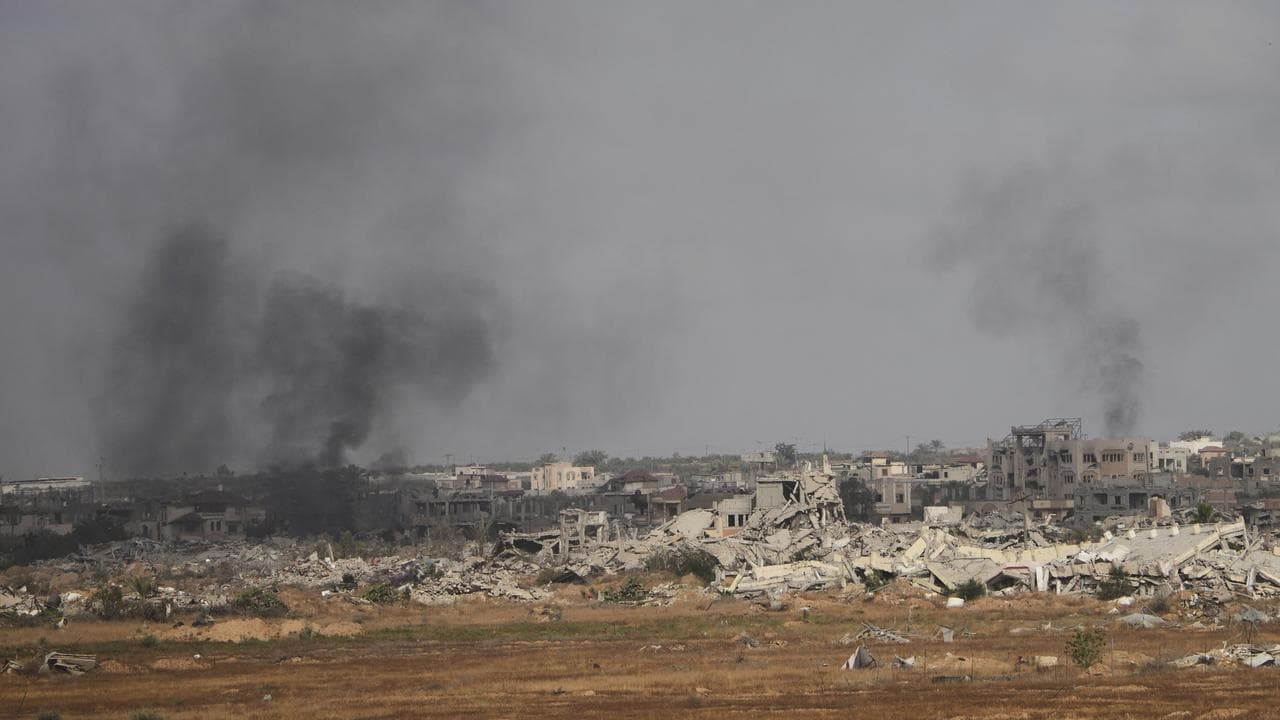 Smoke rises following an Israeli bombardment in Khan Younis, Gaza