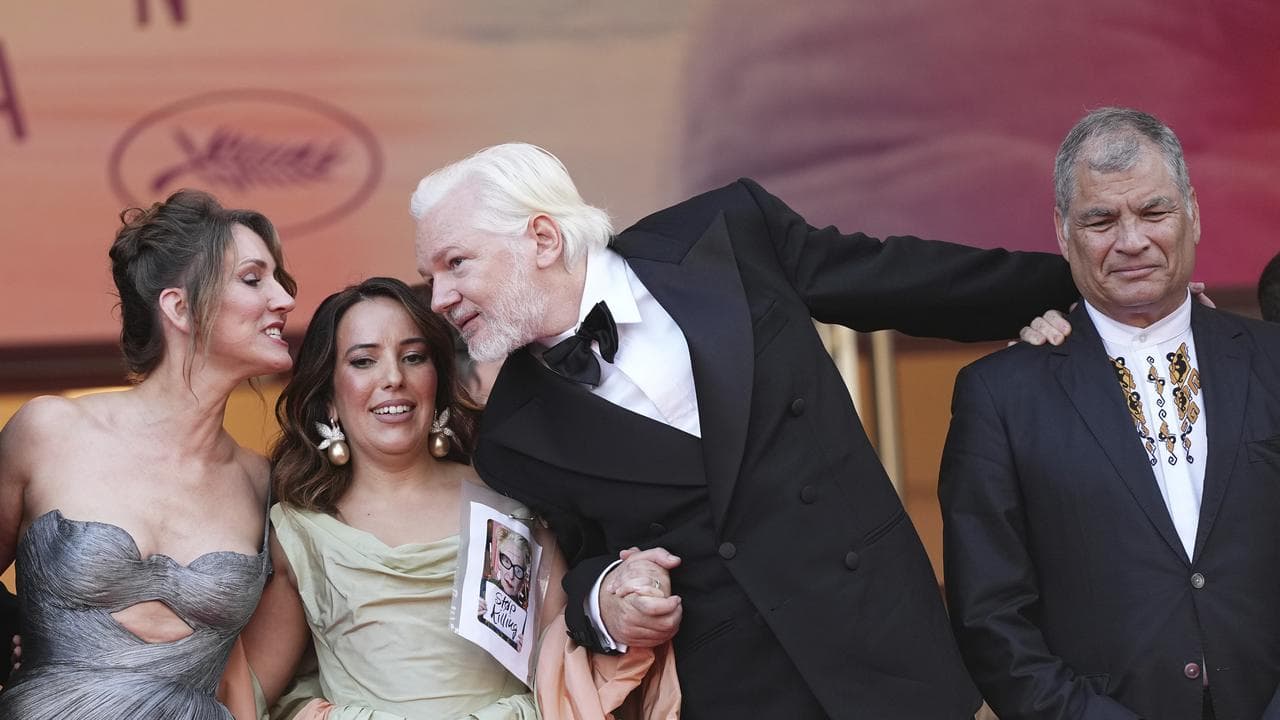 Kathleen Fournier, Stella Assange, Julian Assange and Rafael Correa