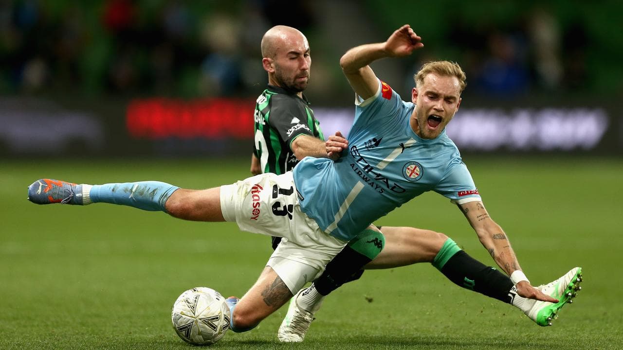 (L-R) Angus Thurgate and Nathaniel Atkinson.