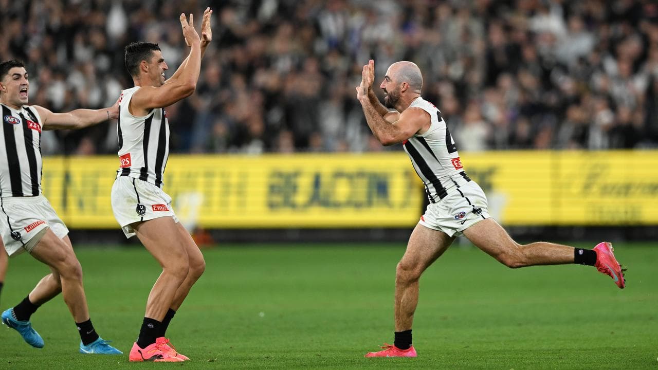 Scott Pendlebury  (left) and Steele Sidebottom