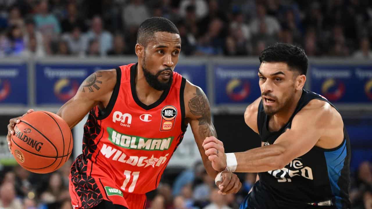 Bryce Cotton (left)
