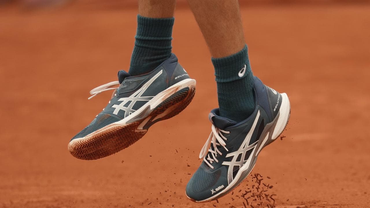 De Minaur