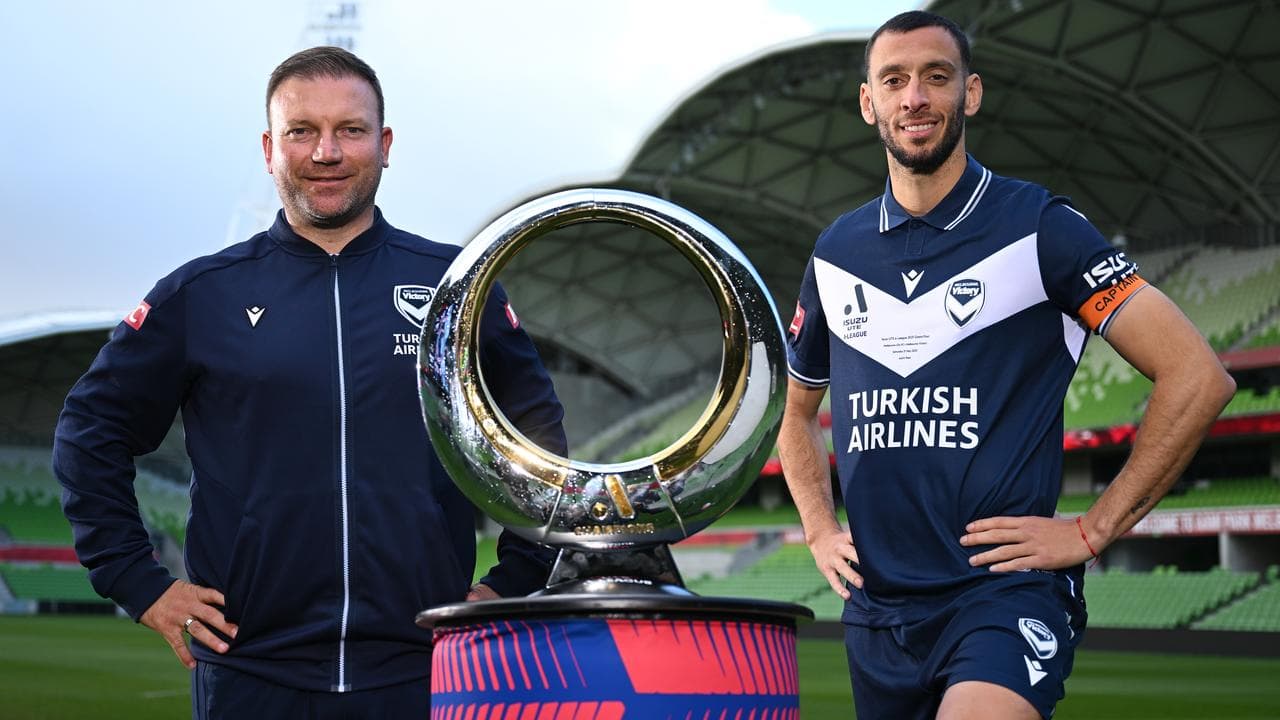 Head Coach of Melbourne Victory FC Arthur Diles