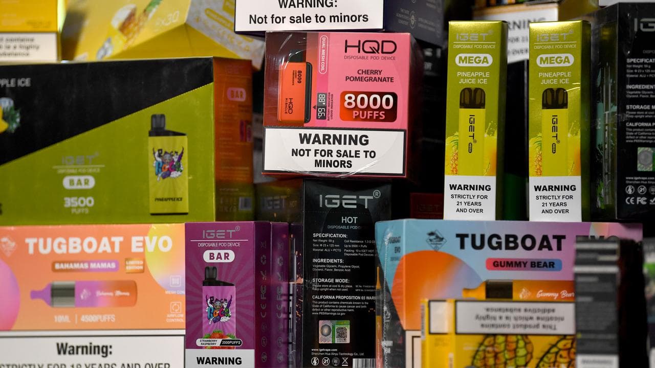 Illegal vapes (file image)