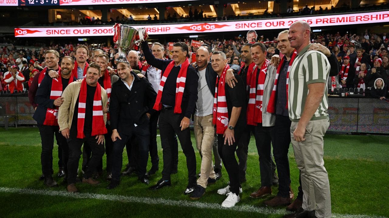 Members of Sydney's 2005 premiership team