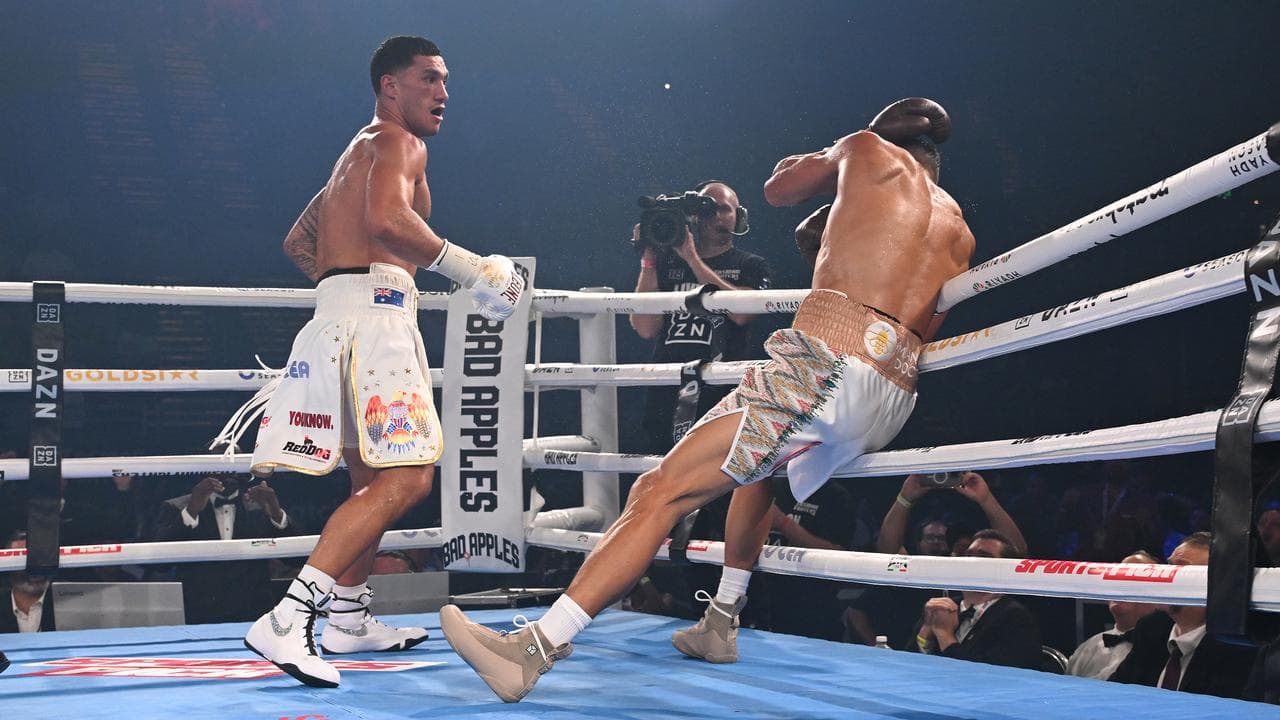 (L-R) Jai Opetaia and David Nyika.