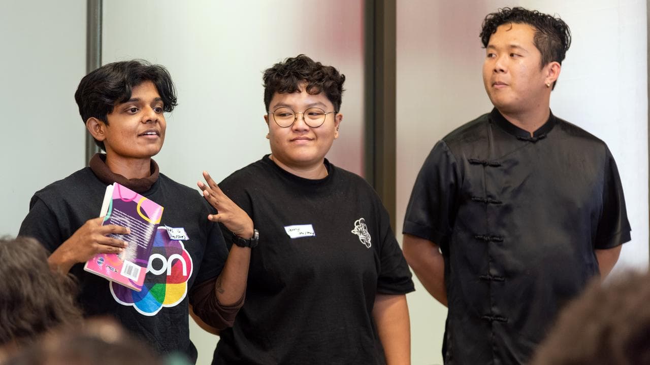 Madhuraa Prakash (left)