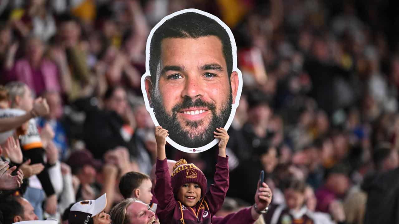 Fan with Reynolds head