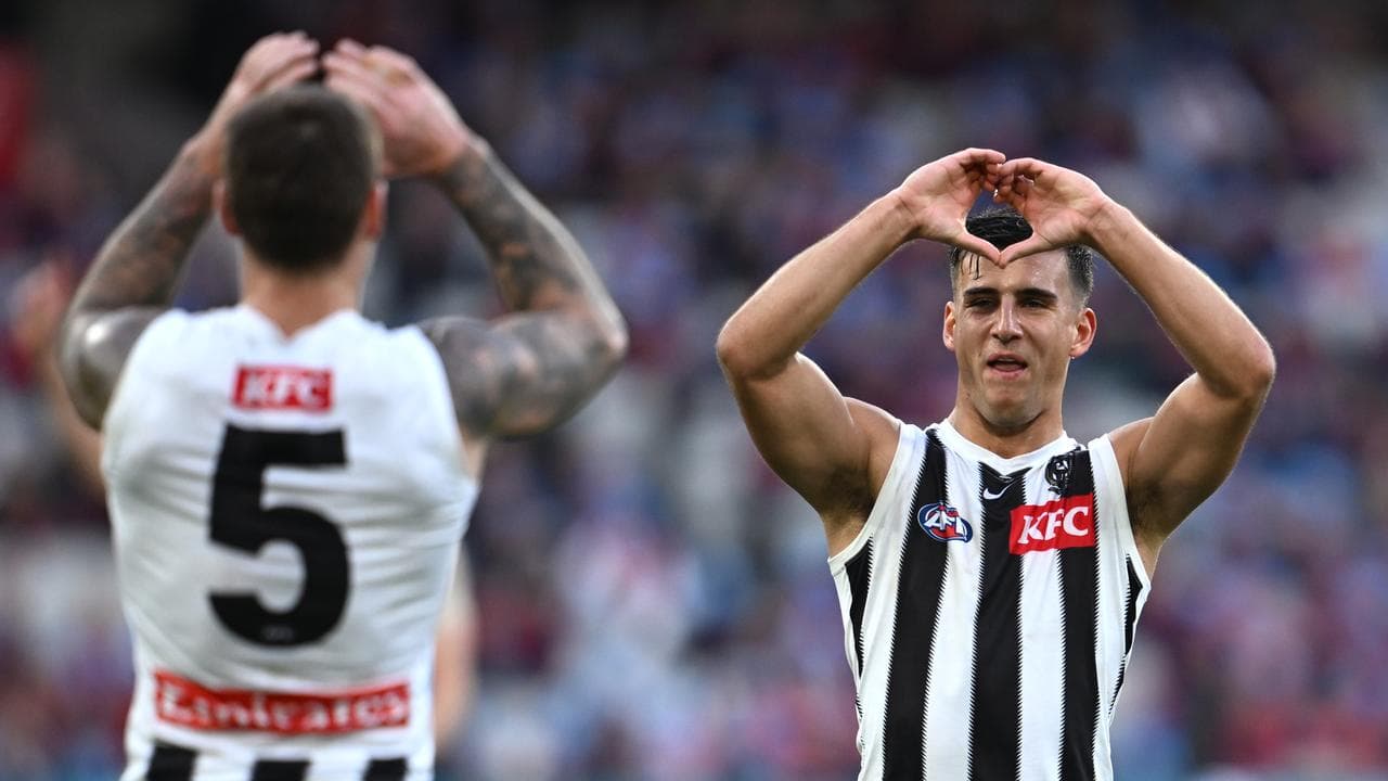 Jamie Elliott and Nick Daicos.