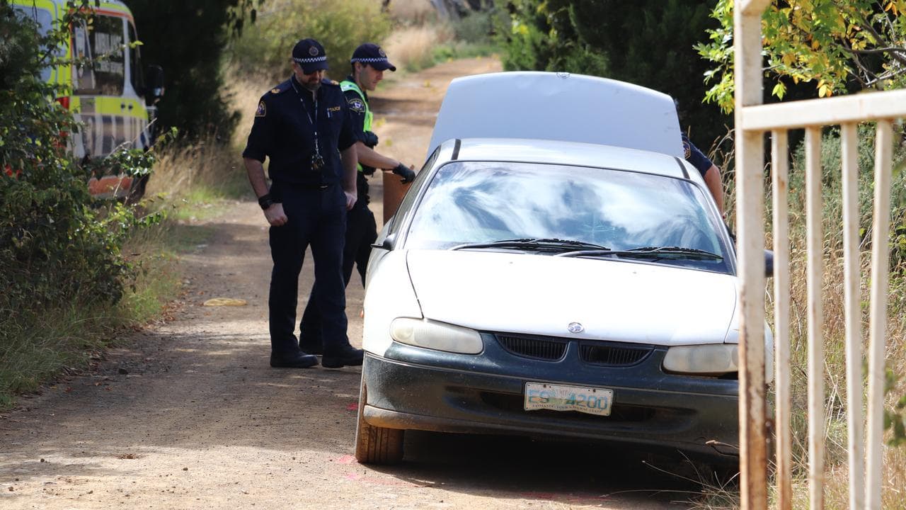 Holden Commodore at the homicide scene (file)