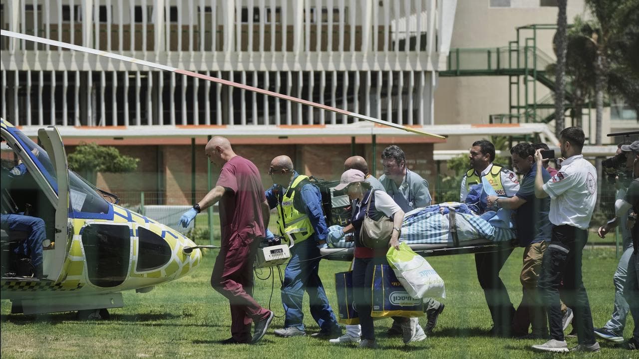 Patient evacuated by helicopter at the Soroka hospital complex
