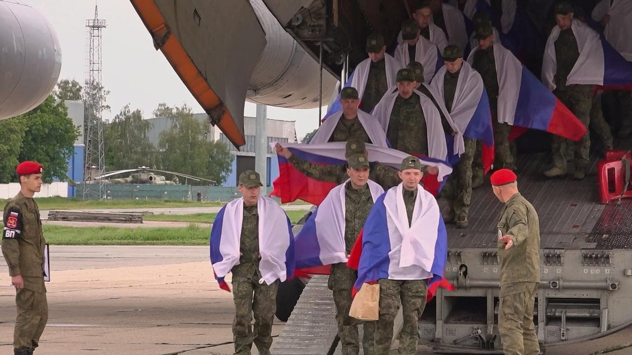 Russia Ukraine Prisoners