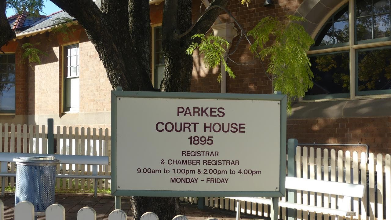 Parkes courthouse