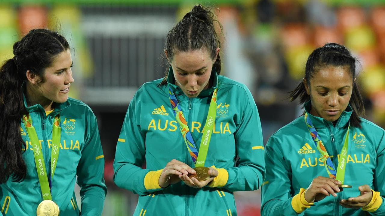 (L-R) Charlotte Caslick, Chloe Dalton and Amy Turner.