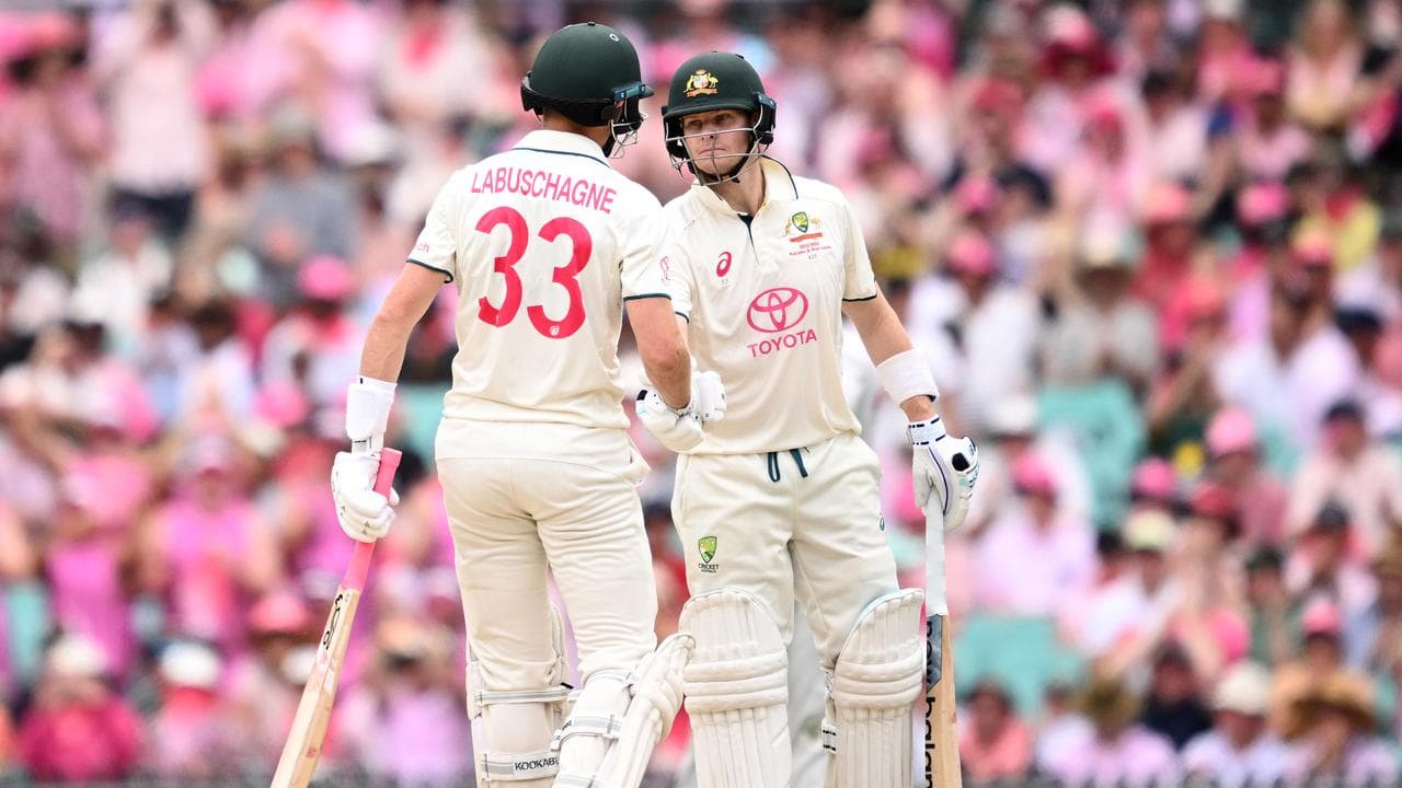 (L-R) Marnus Labuschagne and Steve Smith.
