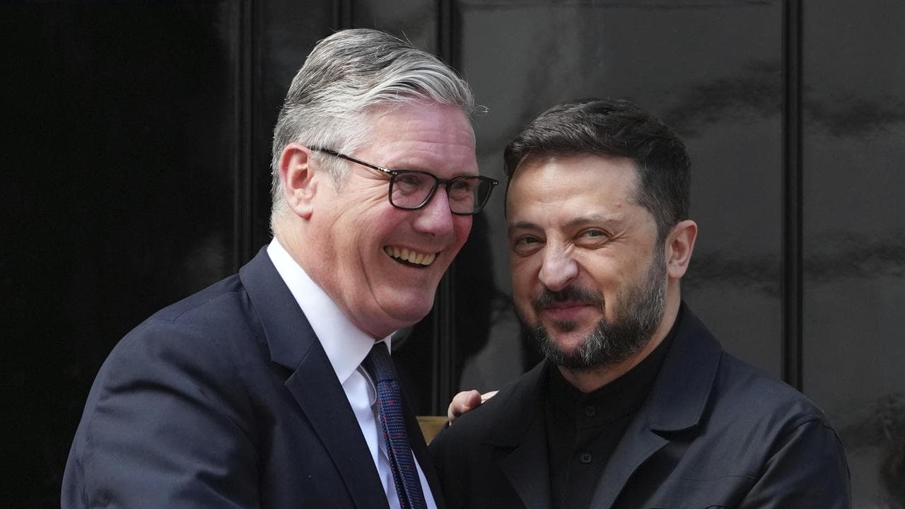 UK Prime Minister Keir Starmer and Ukraine's Volodymyr Zelenskiy