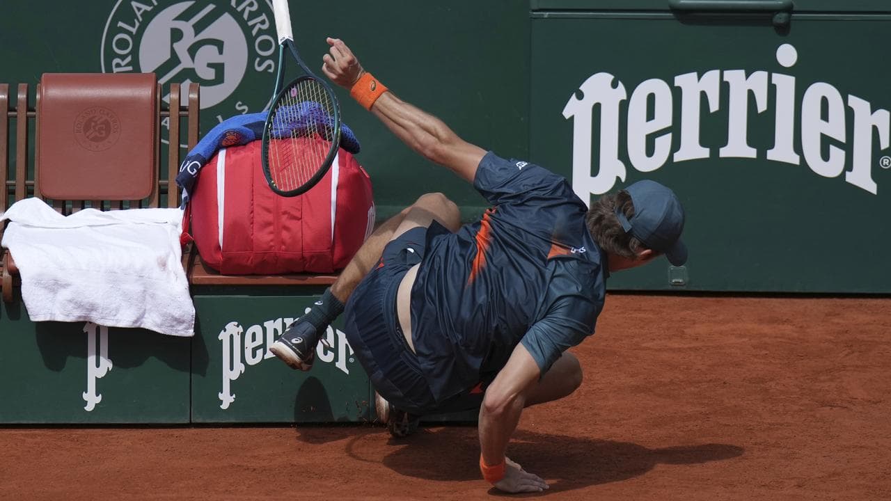 De Minaur 