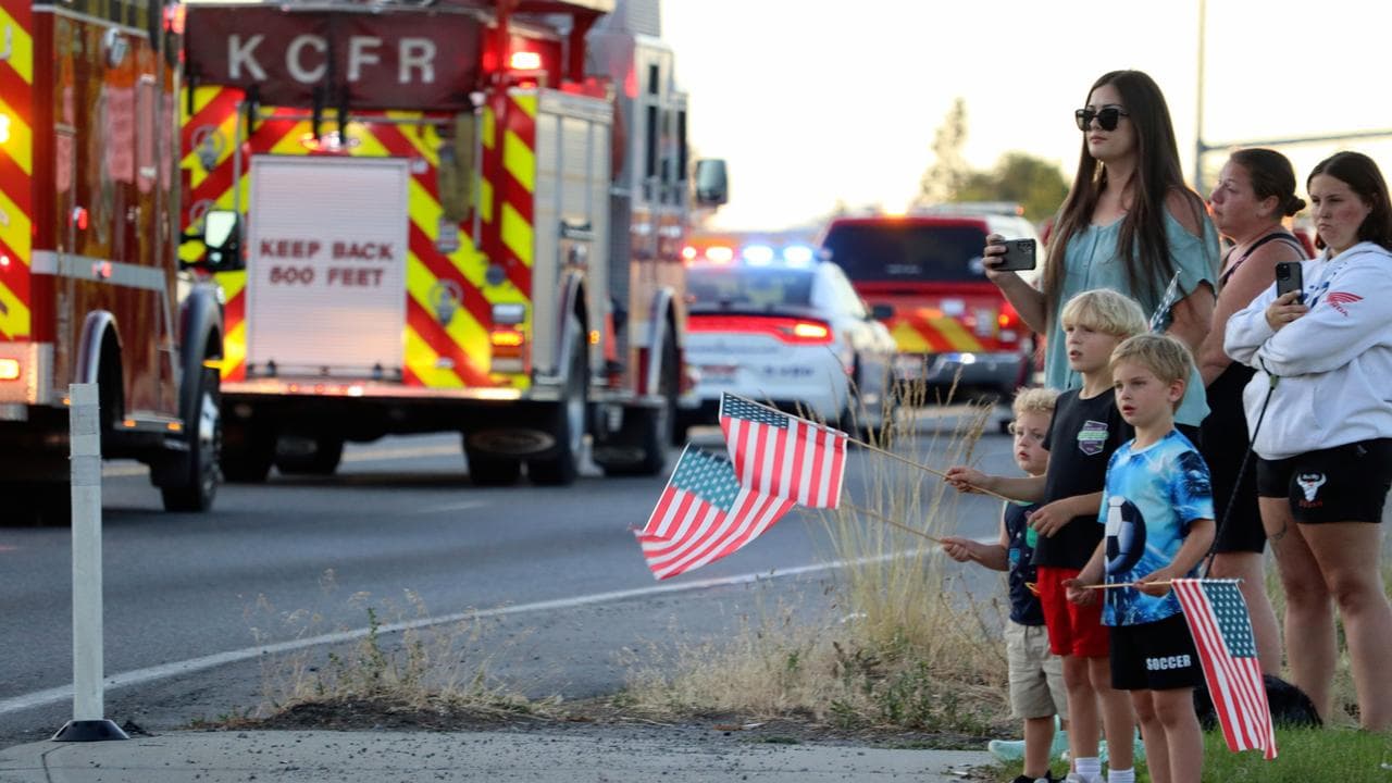 A procession for killed firefighters