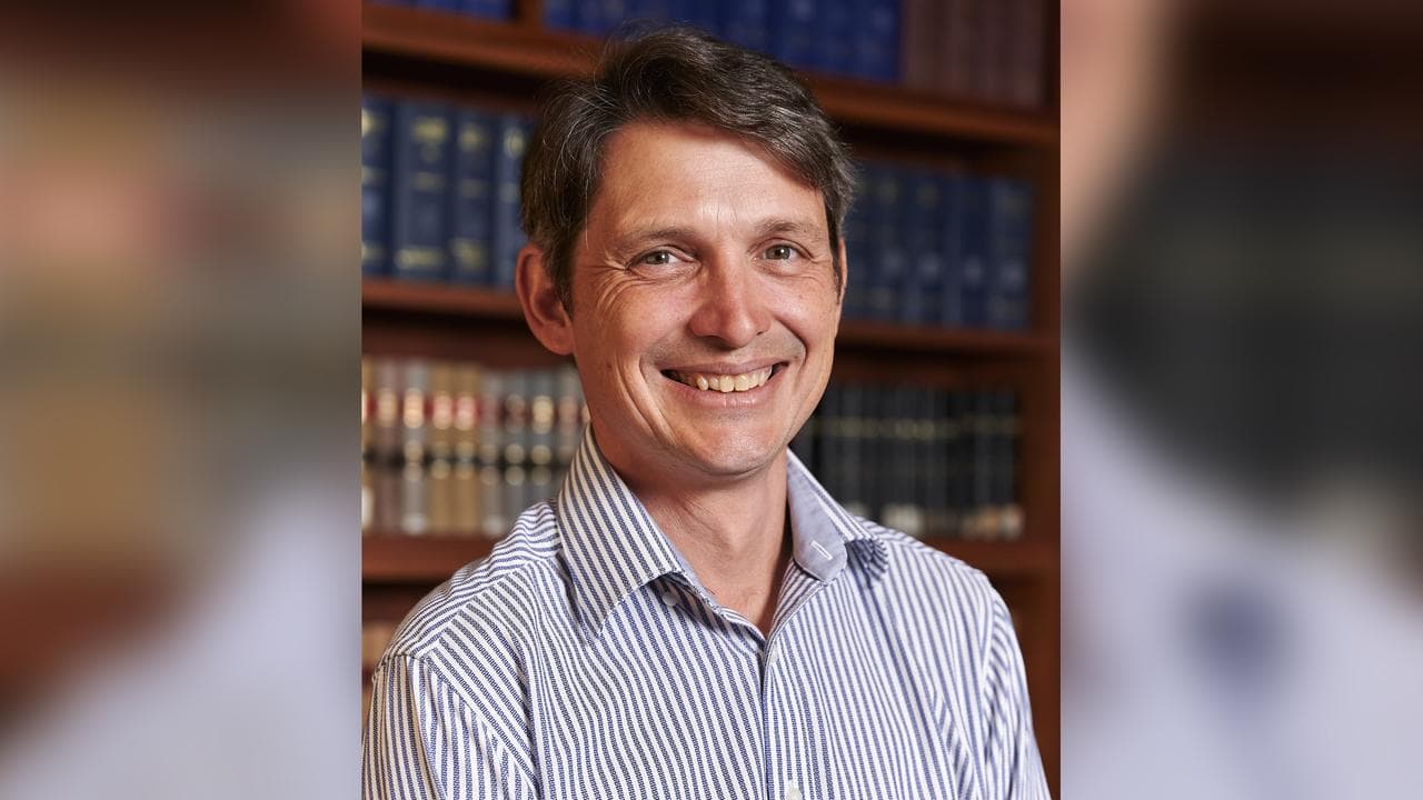 Associate Professor Murray Wesson