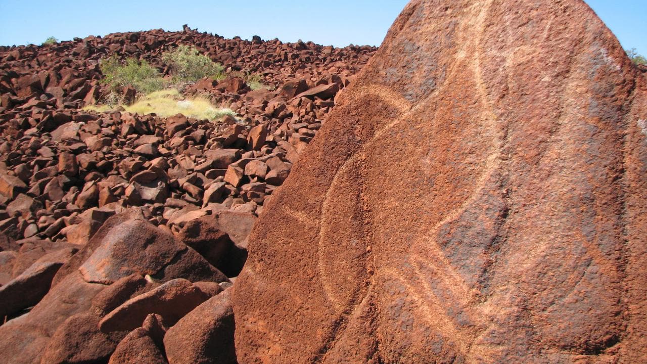 a petroglyph of an emu is seen at Murujuga Cultural Landscape
