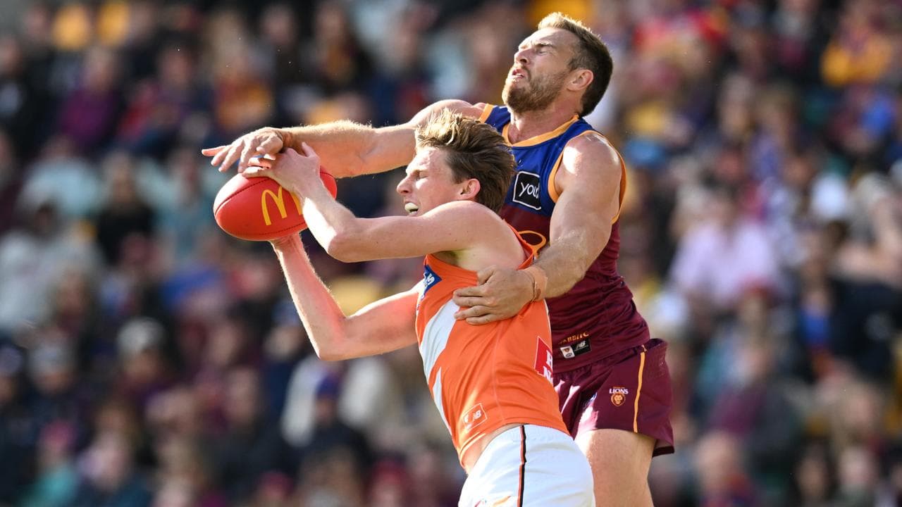(L-R) Lachie Whitfield and Sam Day.