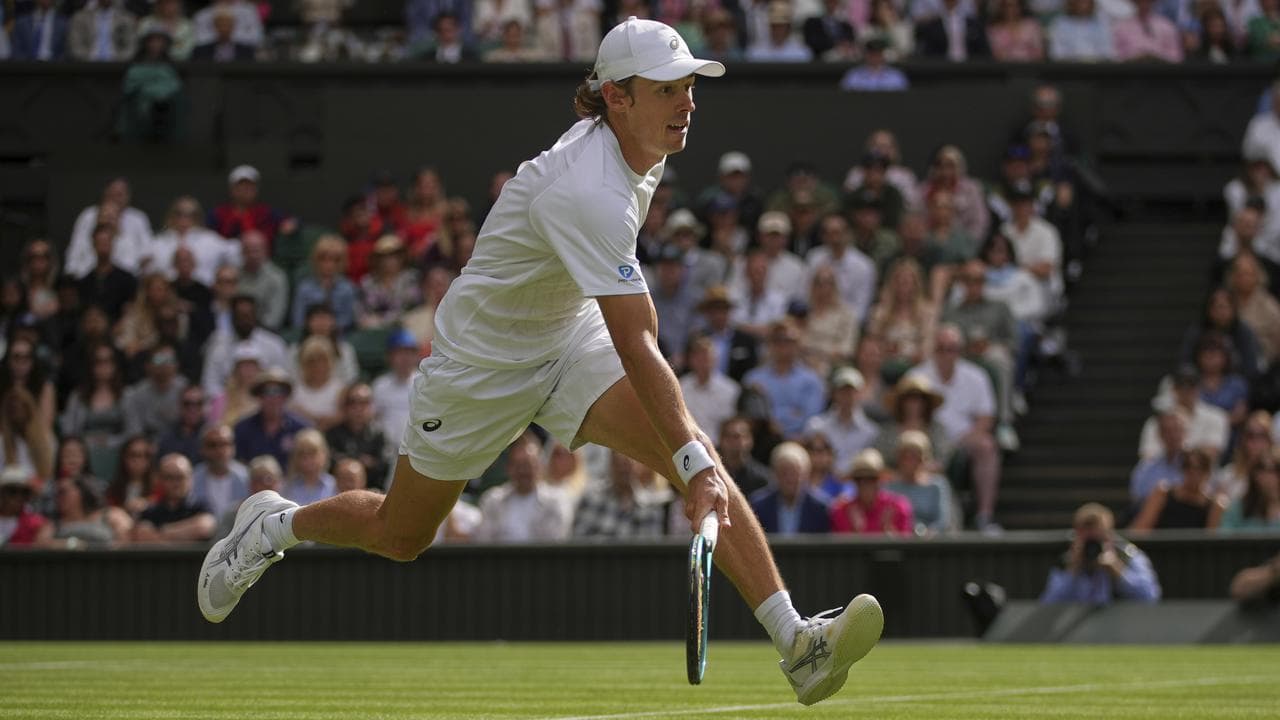 Alex de Minaur.