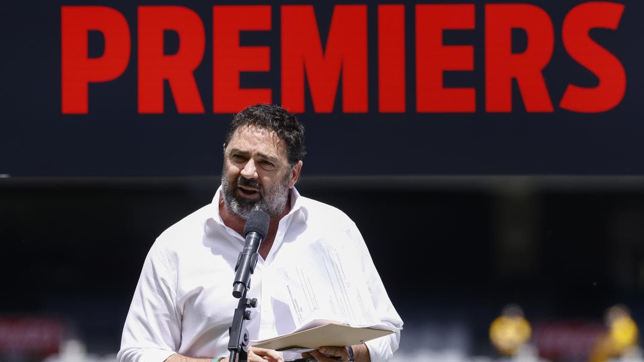 Demons great Garry Lyon.